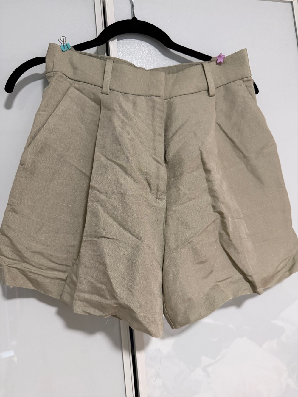H&M Beige High-Waist Pleated Bermuda Shorts